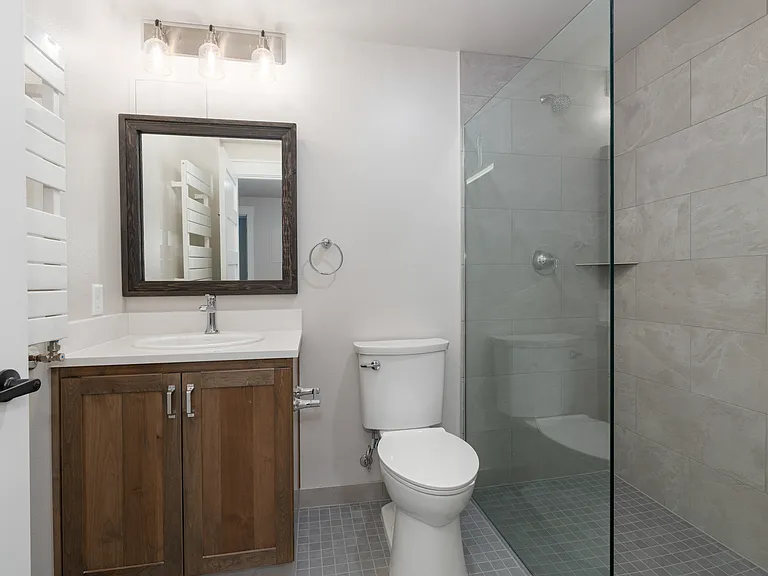 6960 SW Canyon Rd — Photo 13
