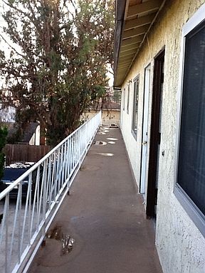 2nd image of 2700 Ruhland Ave APT D