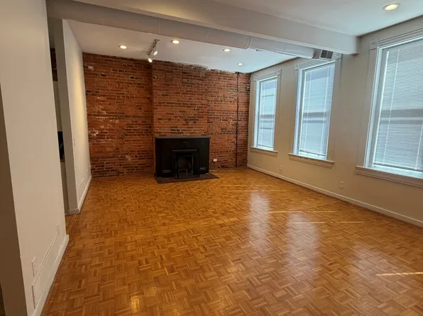 1047 Saint Gregory St #2, Cincinnati, OH 45202