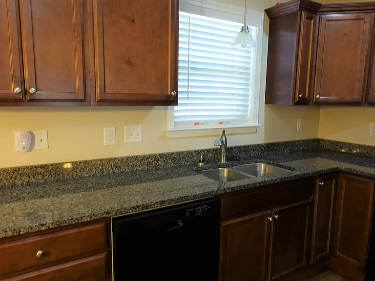 610 Flintrock Dr — Photo 16