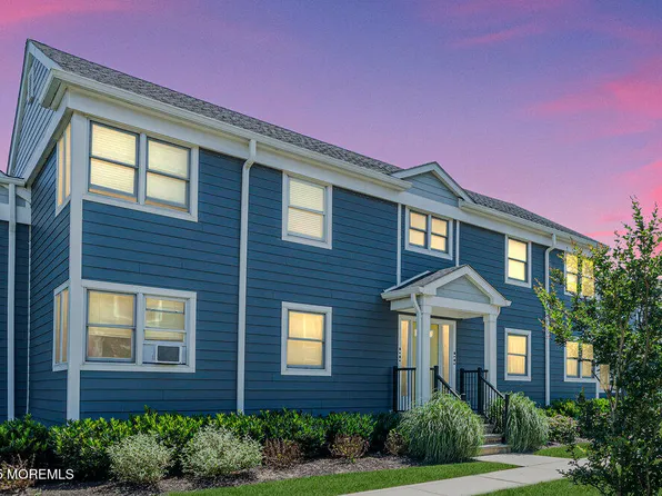 304 Deal Lake Drive #34, Asbury Park, NJ 07712