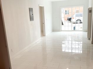 11501 Berendo Ave #1, Los Angeles, CA 90044