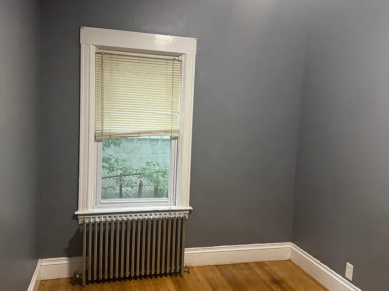 15 Roblen Dr #1 — Photo 5