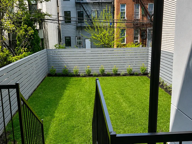 163 India St #1 — Photo 5
