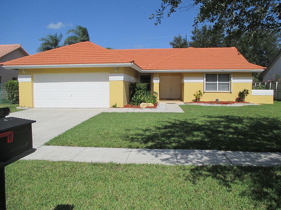 1st image of 309 NW 161st Ave