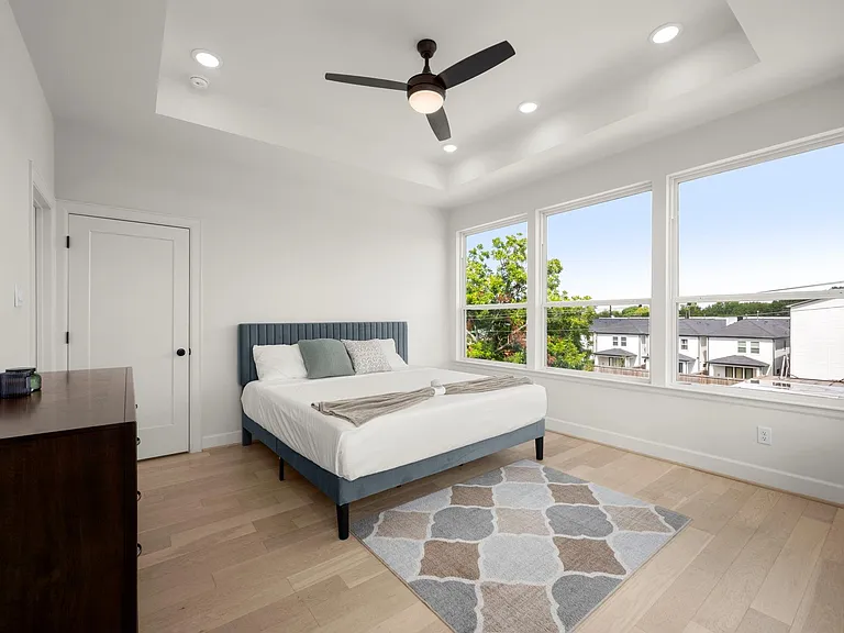 3022 Holman St — Photo 24