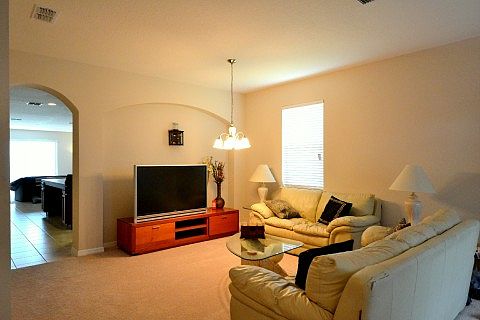 2nd image of 804 Crooked Br