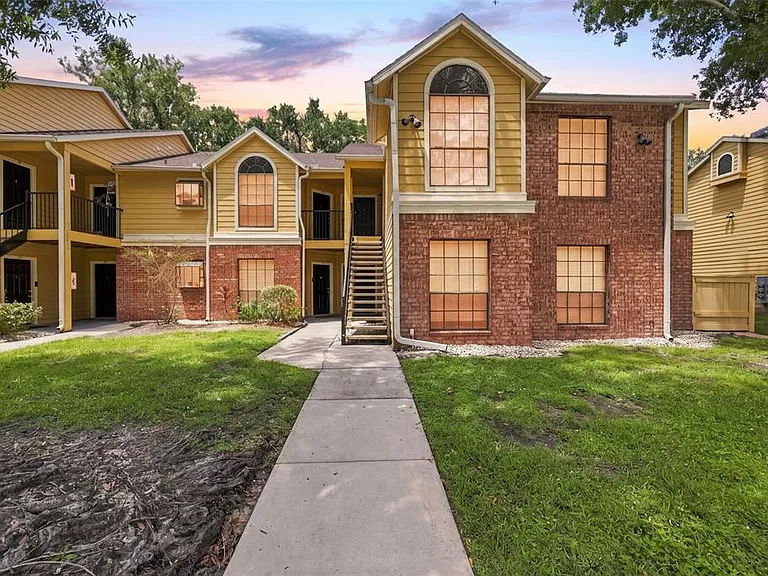 8630 Mallard Reserve Dr #203 — Photo 1