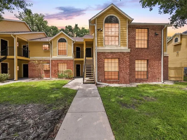 8630 Mallard Reserve Dr Unit 203, Tampa, FL 33614