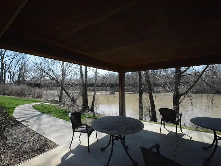 2541 Scioto View Ln — Photo 28