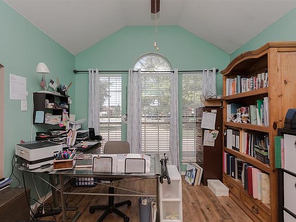 5th image of 5317 Paulie Dr