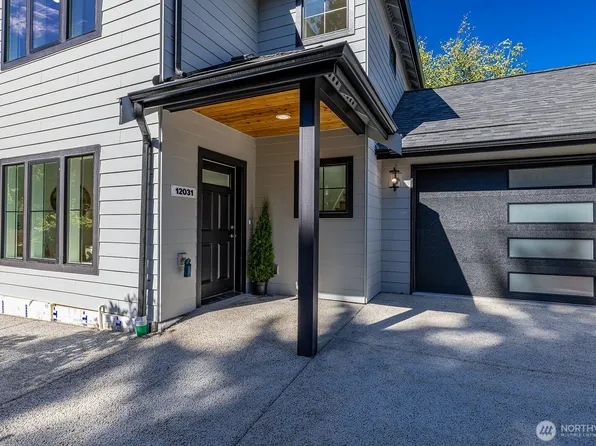 12031 40th Avenue NE #B, Seattle, WA 98125