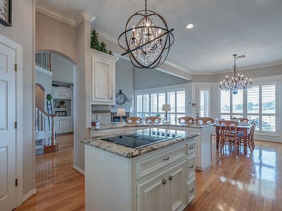 5th image of 19 La Costa Dr