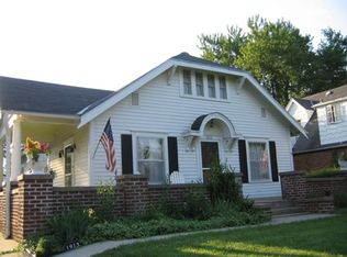 1913 Lovers Ln, Saint Joseph, MO 64505