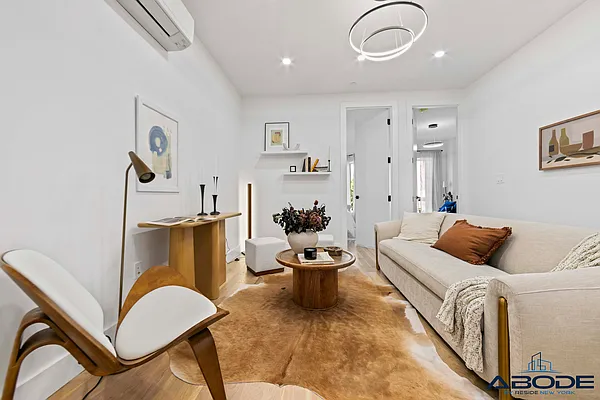 Rented by ABODE NYC LLC | media 9