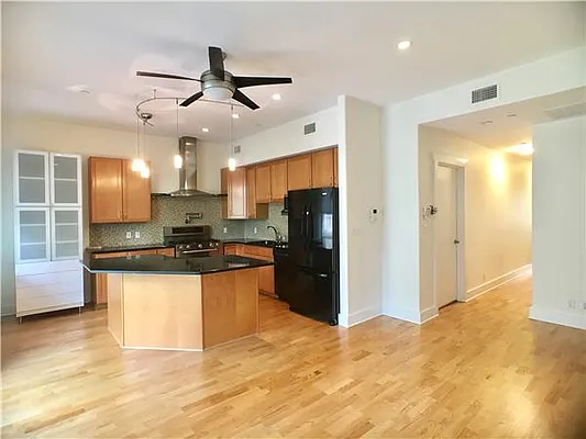 Rented by Avenue Sotheby's International Realty | media 20