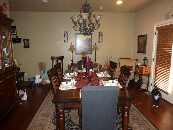 Formal Dining