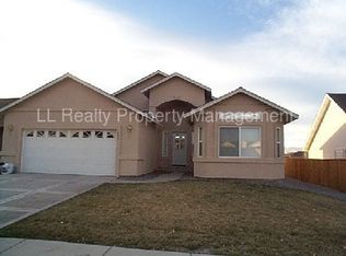 602 Wedge Ln, Fernley, NV 89408
