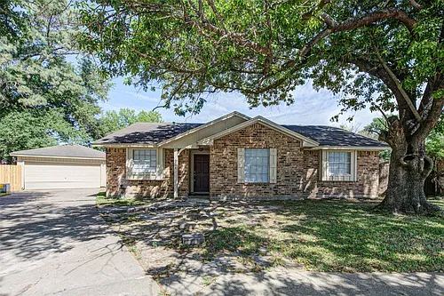 8914 Stonehearth Ln Photo 1