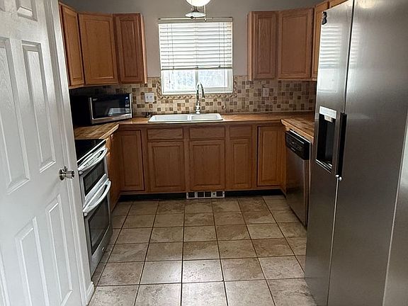 3rd image of 1325 Lincoln Ave APT 69