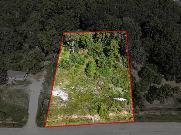 22873 Hughey Ave, New Caney, TX 77357