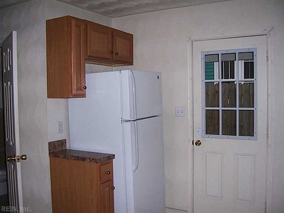 5th image of 45 Farragut St