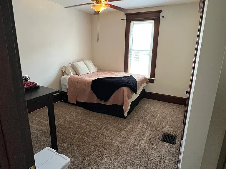 74 Linden Ave — Photo 13