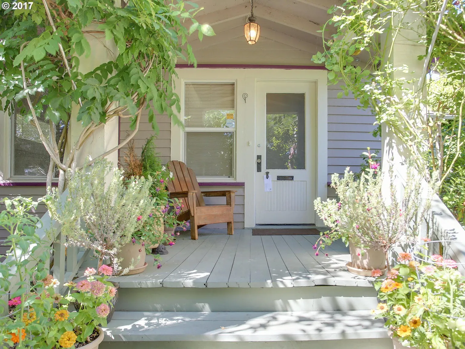 5817 SE Boise St photo 1