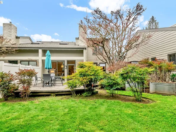 2036 Eastwood Ln, Eugene, OR 97401