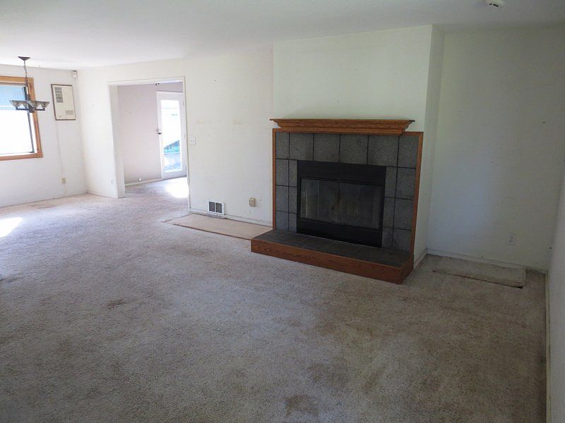 1st image of 12801 1/2 20th St NE