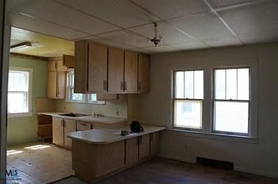 3rd image of 408 E Farnum Ave