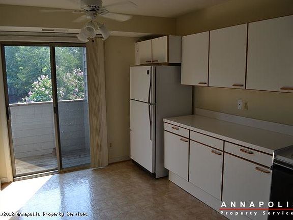 4th image of 2102 Chesapeake Harbour Dr E #T1
