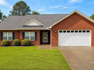 140 Colonial Drive, Midway, GA 31320