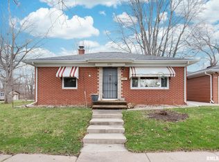 2321 N Pine St, Davenport, IA 52804