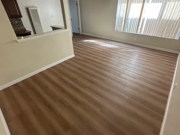 202 W Hoover Ave APT 3, Orange, CA 92867