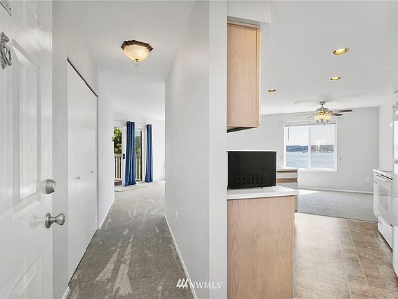 4th image of 2255 Highview Ln W APT D201