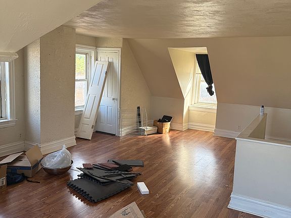 2nd image of 2114 Hanover Ave Floor 1