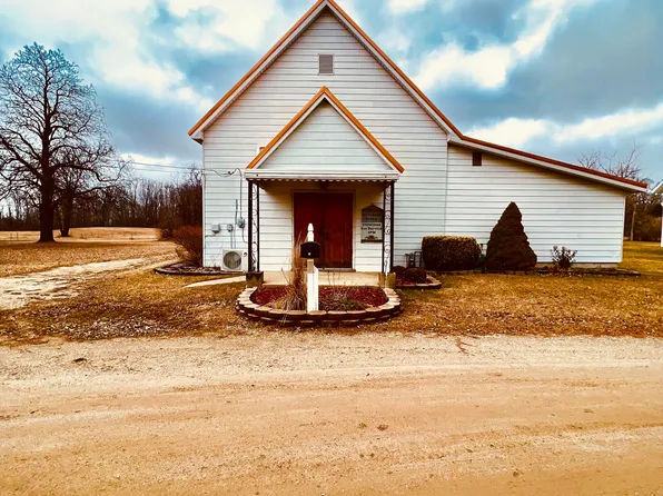 58 W North St, Sandusky, MI 48471