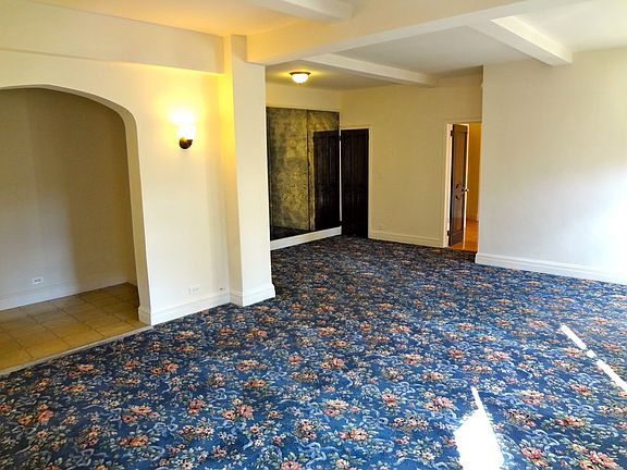 2nd image of 201 E 35th St APT 5F
