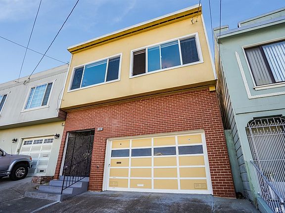 3rd image of 1083 Jamestown Ave