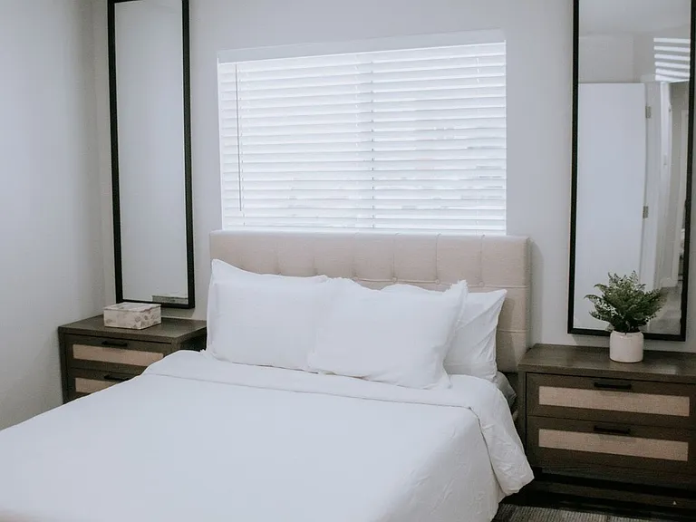 Beautifully Designed 3-bedroom 2-bathroom Home — Photo 6