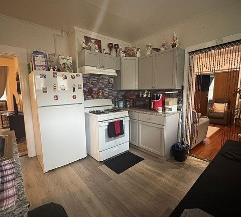 5th image of 66 Windsor Avenue