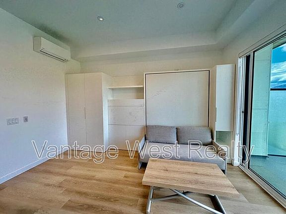 5th image of 1301 Belaire Ave #614