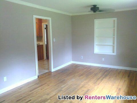 2nd image of 925 Dell Ave