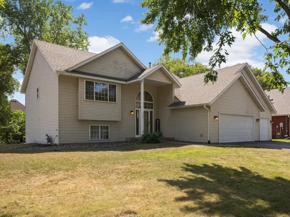 2180 63rd St E, Inver Grove Heights, MN 55077