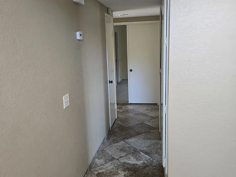 2150 Catalpa Ct — Photo 15