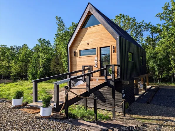 207 Lookout Pines Trl, Broken Bow, OK 74728