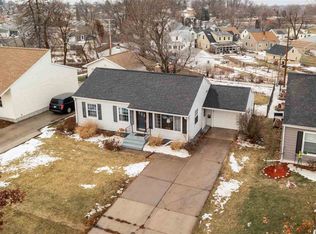 2000 Williams Blvd SW, Cedar Rapids, IA 52404