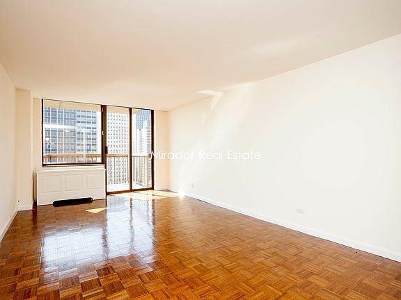 3rd image of 245 E 44th St APT 32B