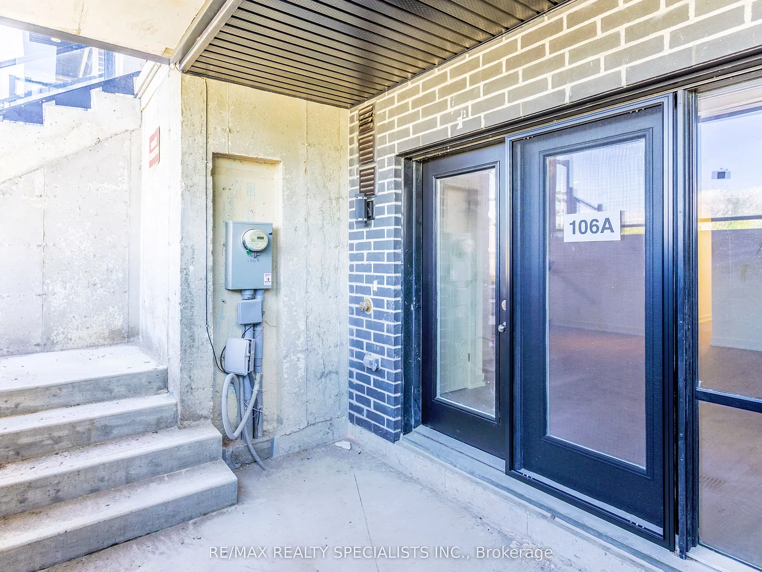 16 Melbourne Ave — Photo 3